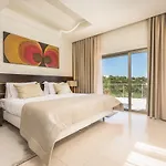 Hotel Caneiros Luxury House &