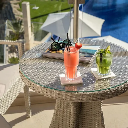 Hotel Caneiros Luxury House &