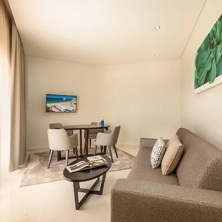 Caneiros Luxury House &