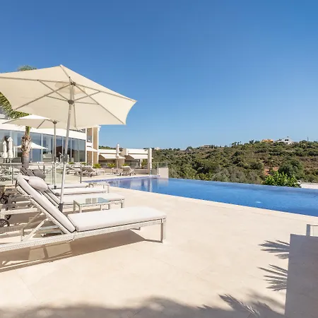 Caneiros Luxury House &