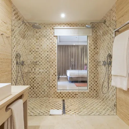 Caneiros Luxury House & 4*