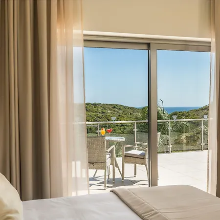 Caneiros Luxury House & Hotell 4*