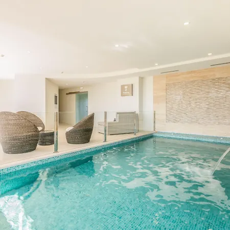 Caneiros Luxury House &
