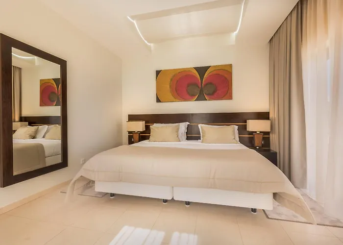 Caneiros Luxury House & 4*