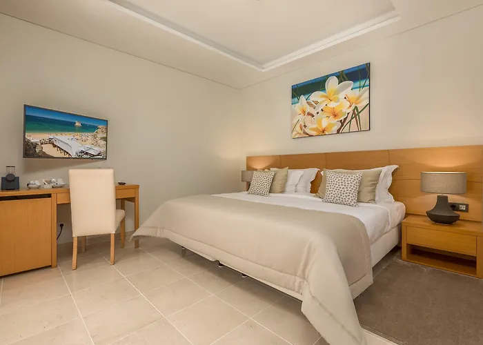 Caneiros Luxury House & 4* Ferragudo (Faro)