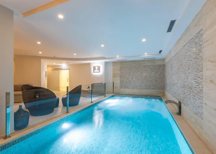 Caneiros Luxury House & 4* Ferragudo (Faro)
