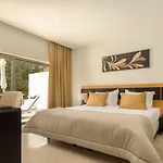 Caneiros Luxury House &