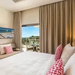 Отель Caneiros Luxury House & 4*