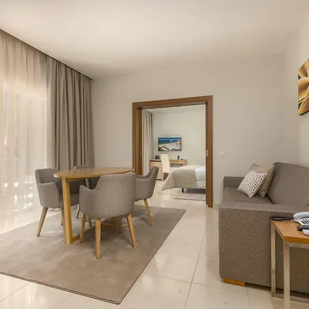 Caneiros Luxury House &