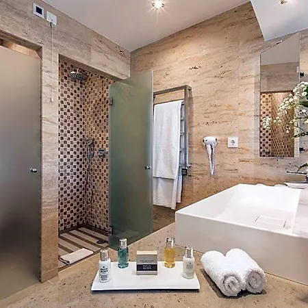 Caneiros Luxury House & Hotel 4*