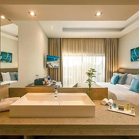 Hotel Caneiros Luxury House & 4*