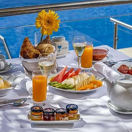 Caneiros Luxury House & Hotel 4*