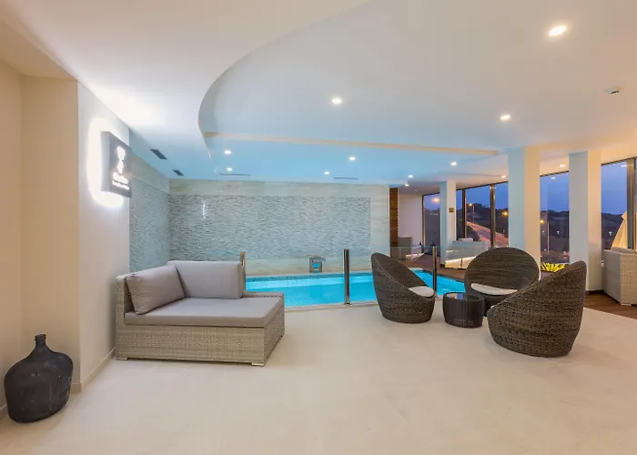 Caneiros Luxury House & 4* Ferragudo