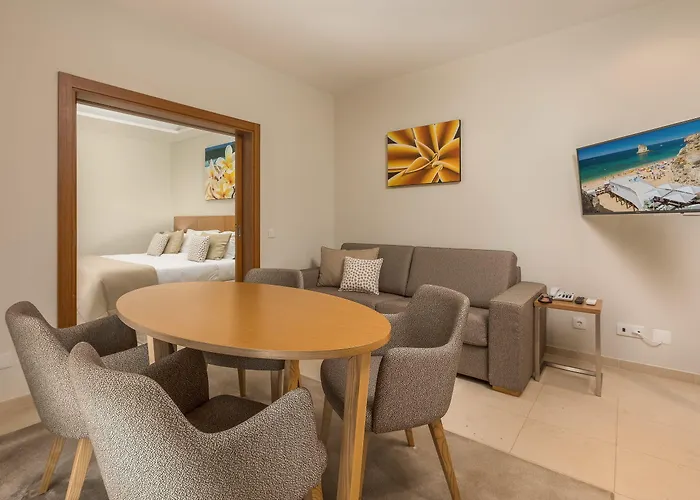 Szálloda Caneiros Luxury House & 4*