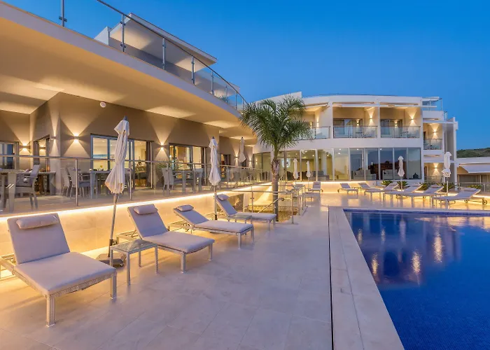 Caneiros Luxury House &